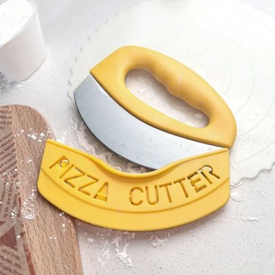 Couteau à pizza 